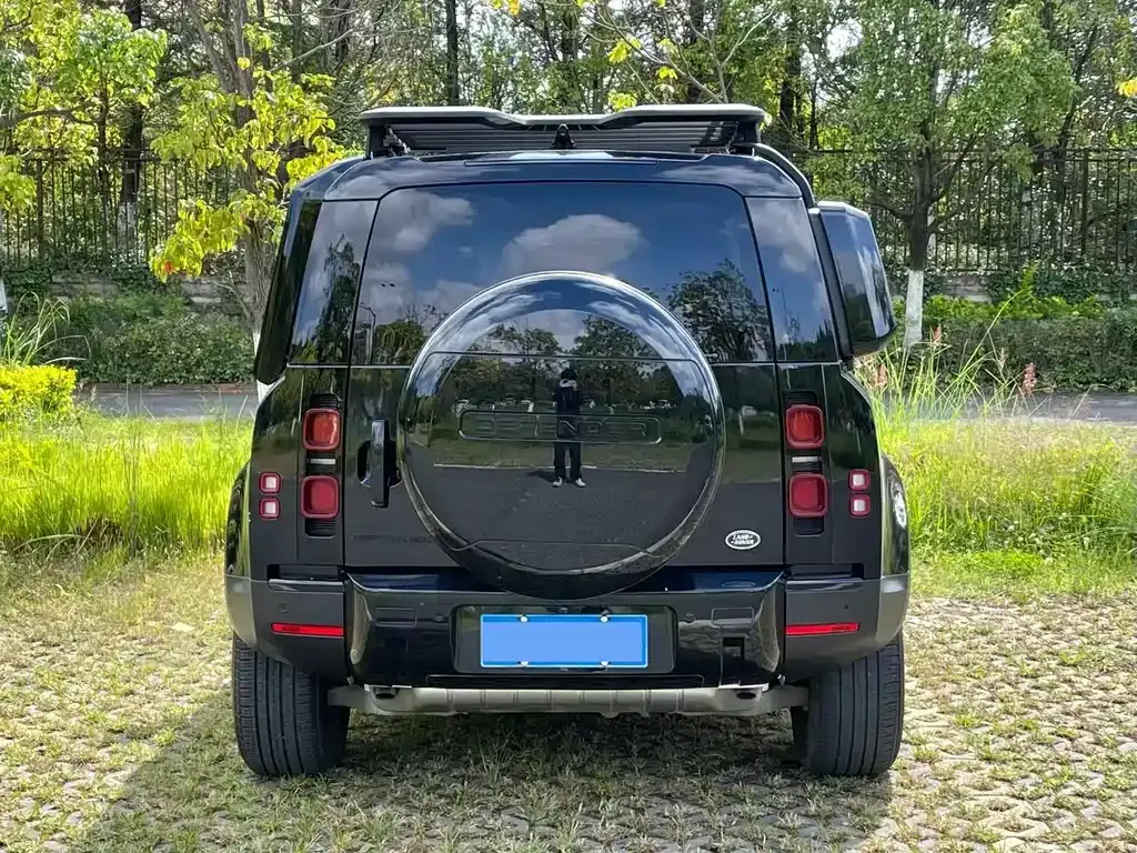 Land Rover Defender — фото 5