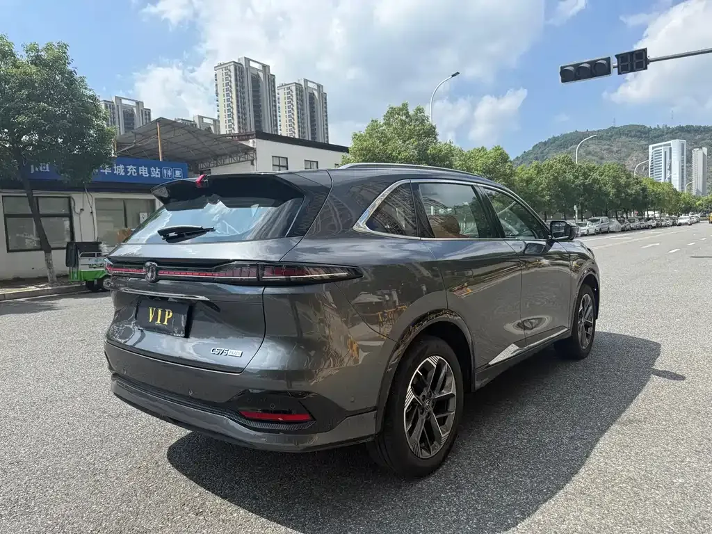 Changan CS75 PLUS — фото 4