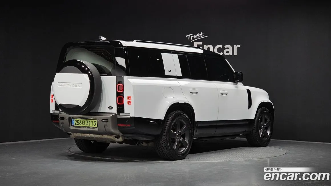 Land Rover Defender — фото 2