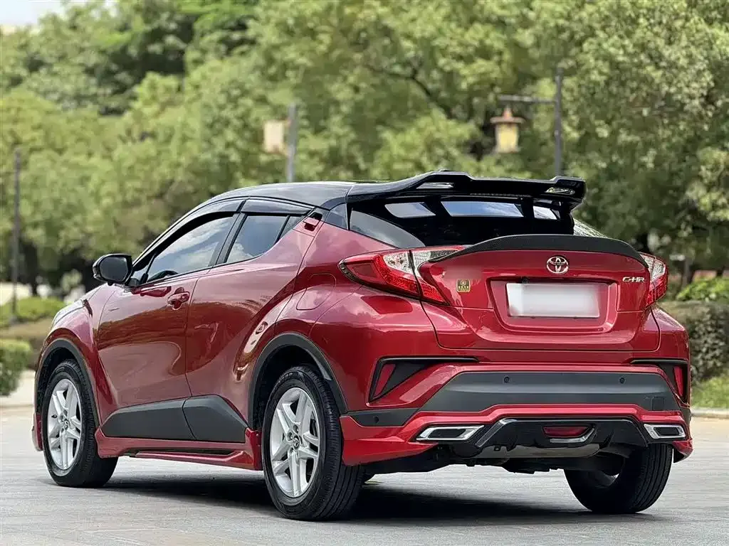 Toyota C-HR — фото 5