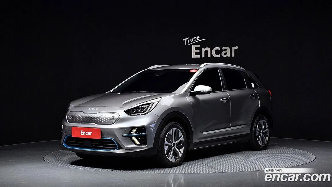Kia Niro — фото 1