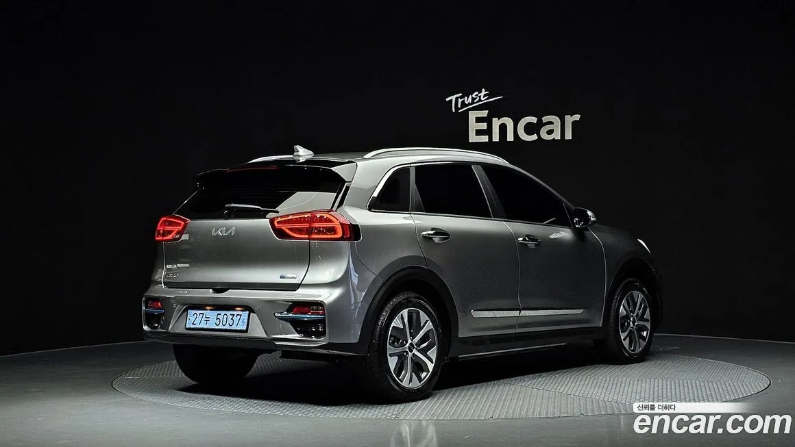 Kia Niro — фото 2