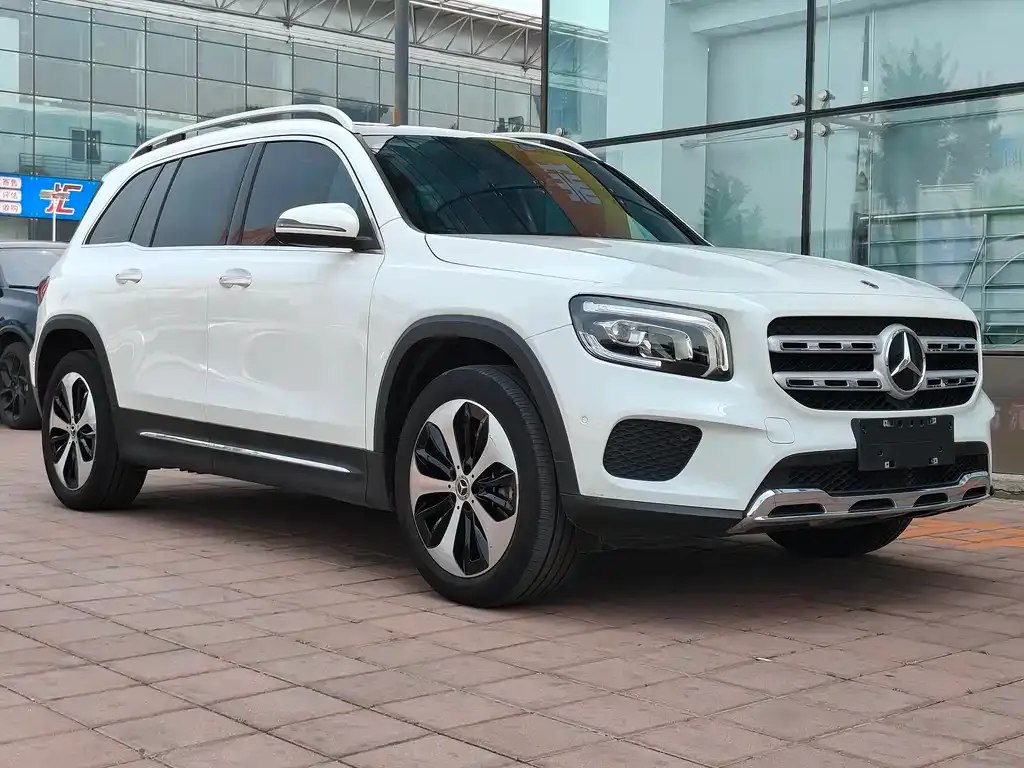 Mercedes-Benz GLB — фото 3