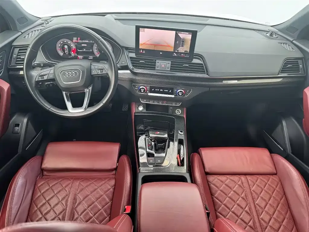 Audi Q5L Sportback — фото 6