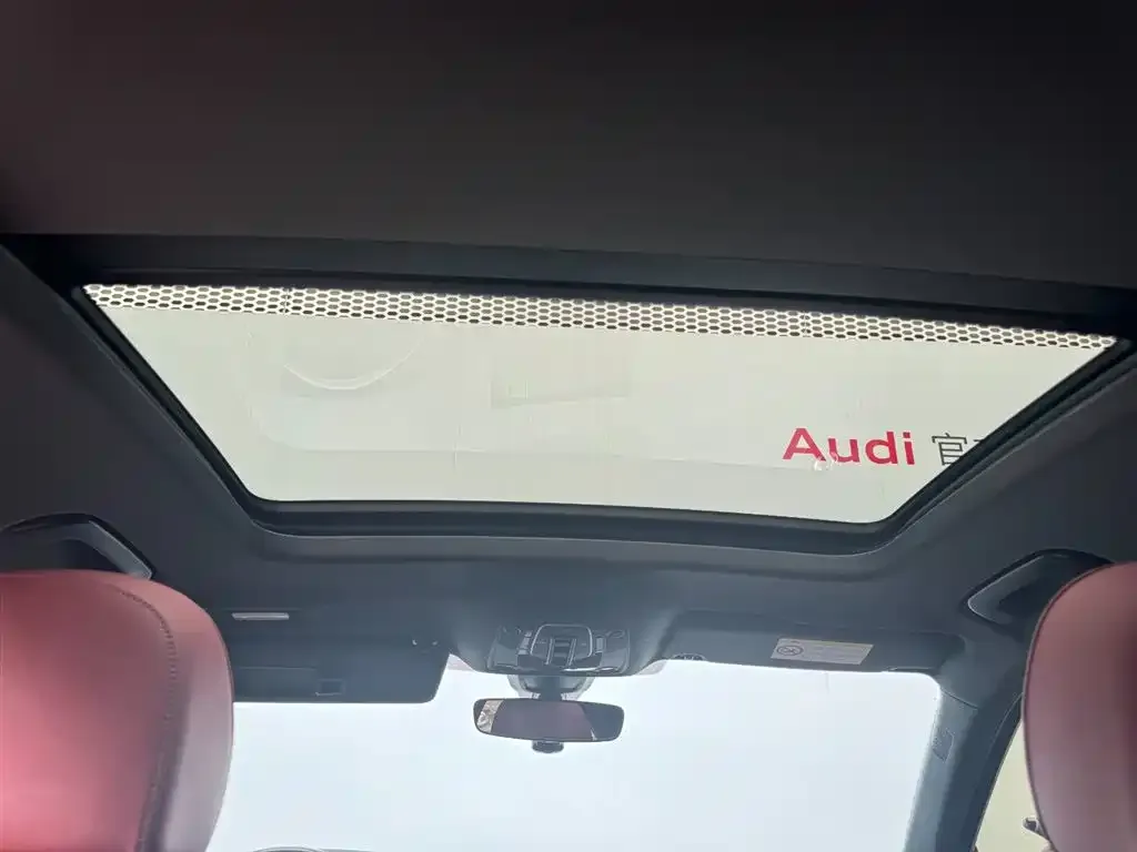 Audi Q5L Sportback — фото 7