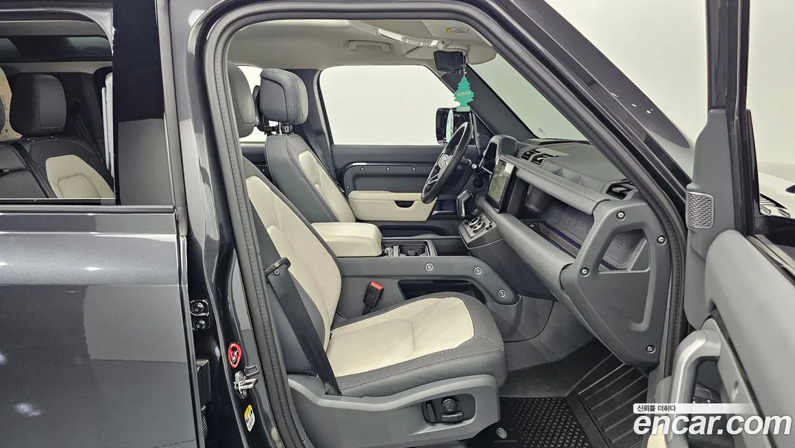 Land Rover Defender — фото 10