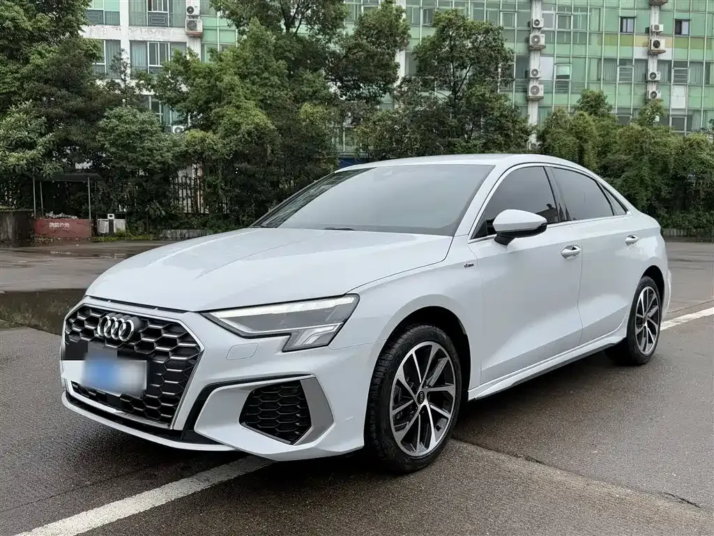 Audi A3 — фото 2