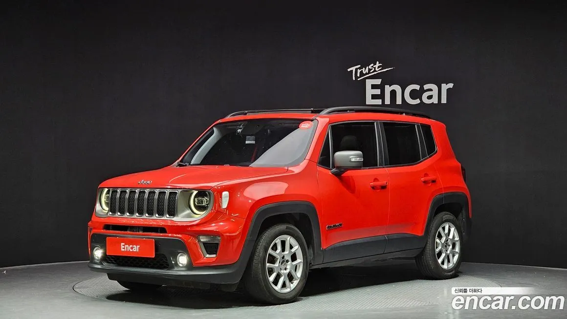 Jeep Renegade — фото 1