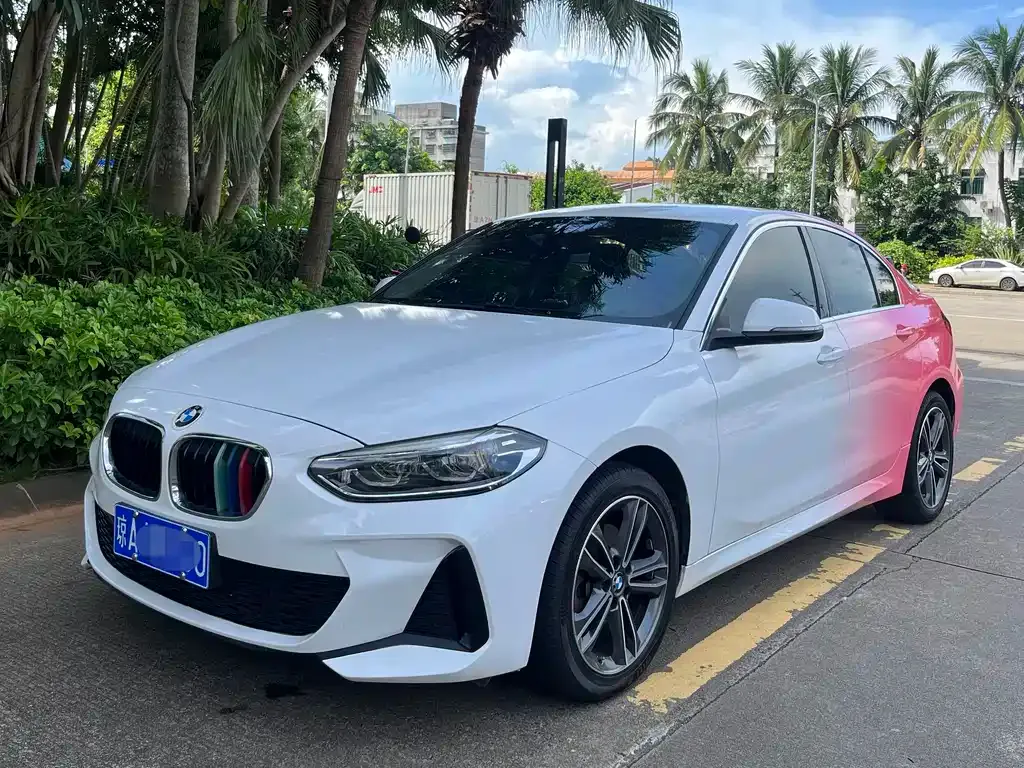 BMW 1 Series — фото 1