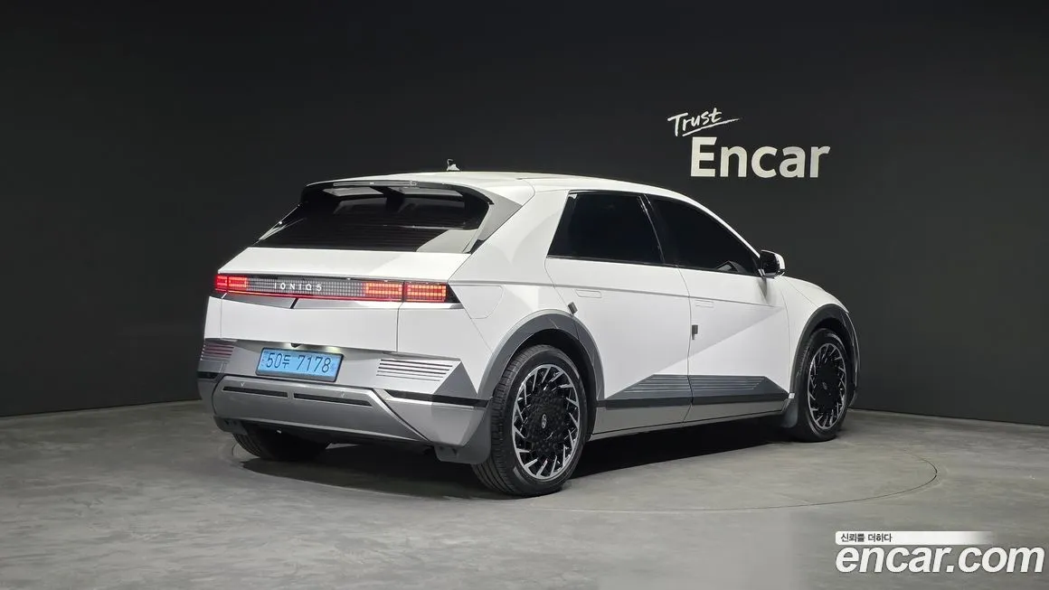 Hyundai Ioniq5 — фото 2