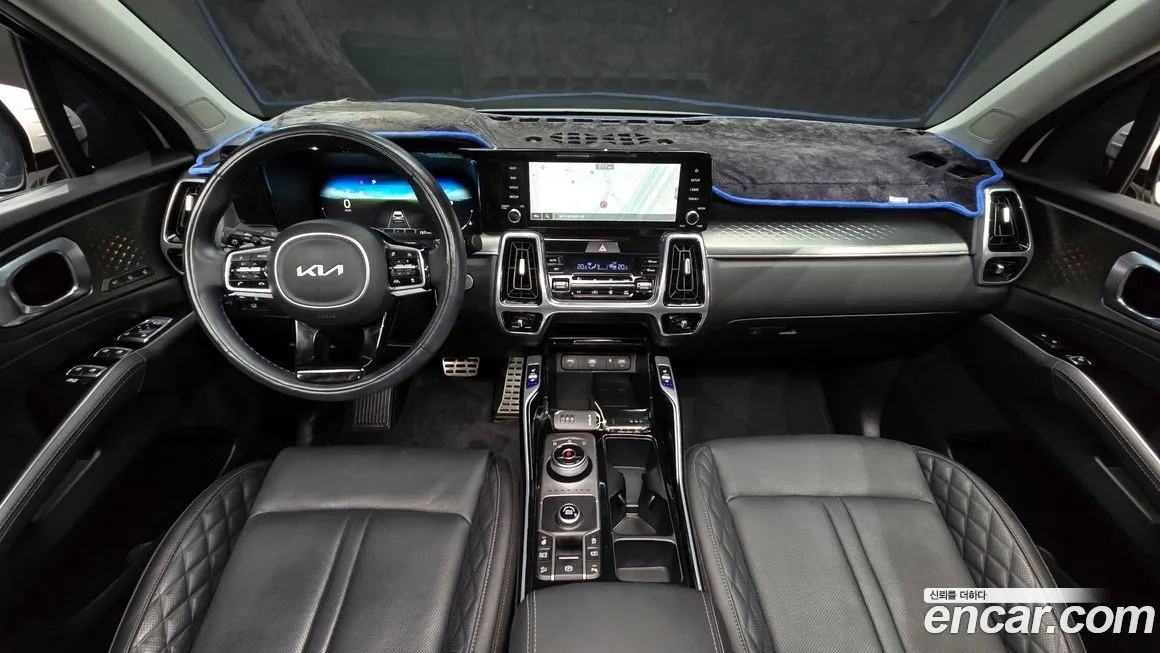Kia Sorento — фото 7