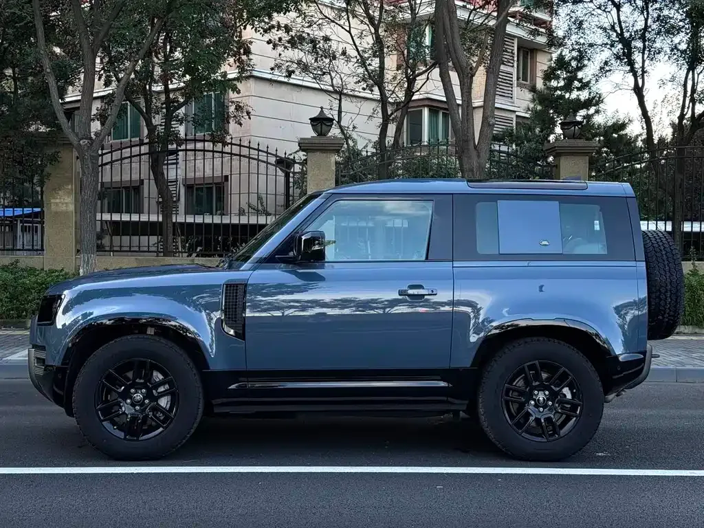 Land Rover Defender — фото 2