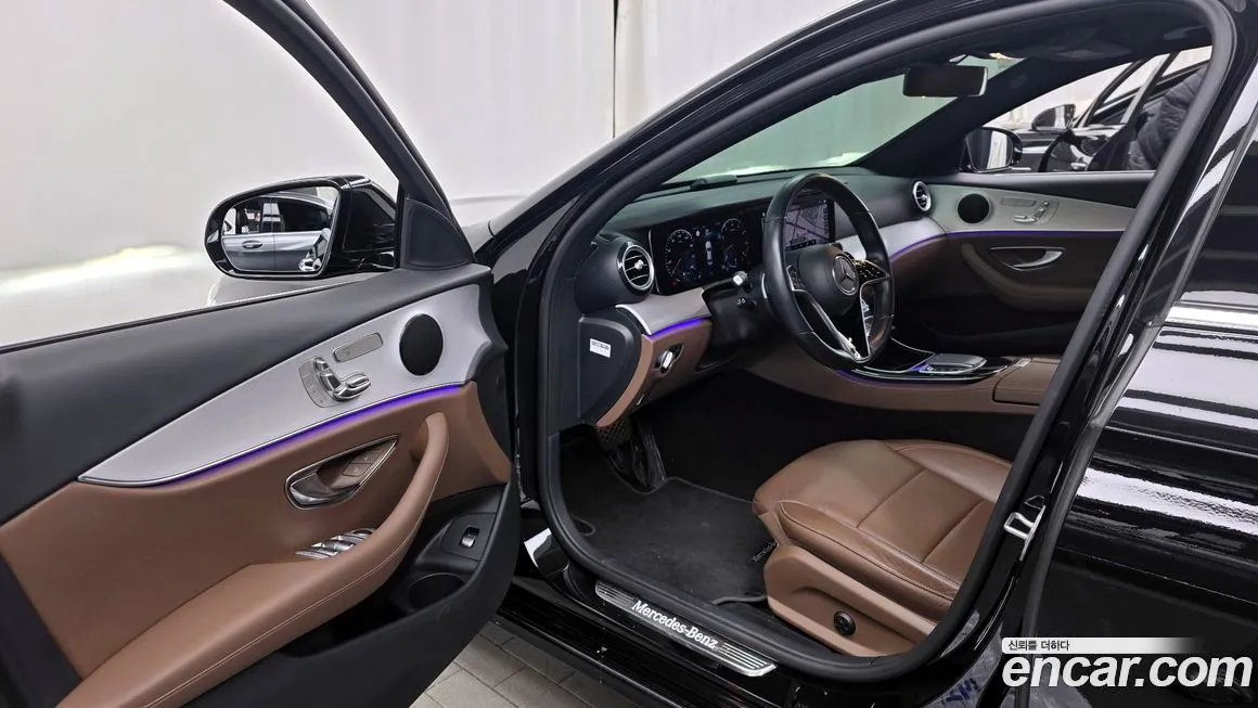 Mercedes-Benz E-Class — фото 10