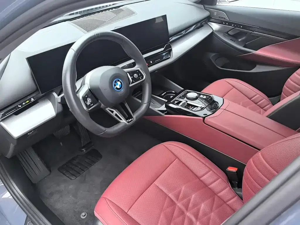 BMW i5 — фото 7
