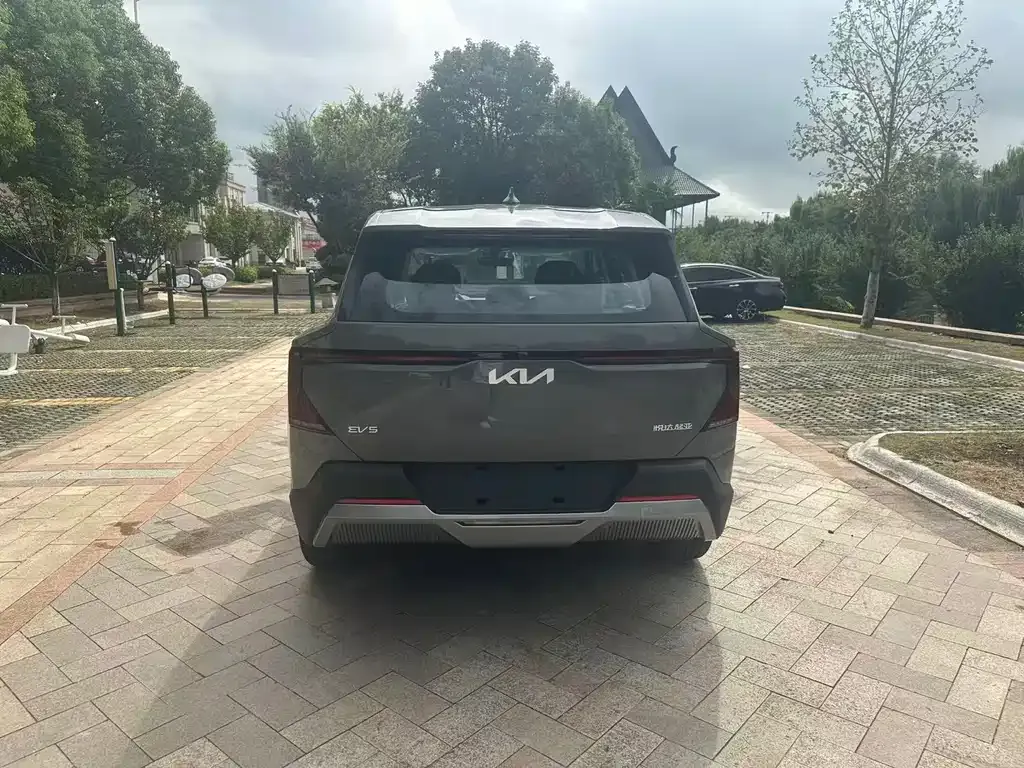 Kia EV5 — фото 8