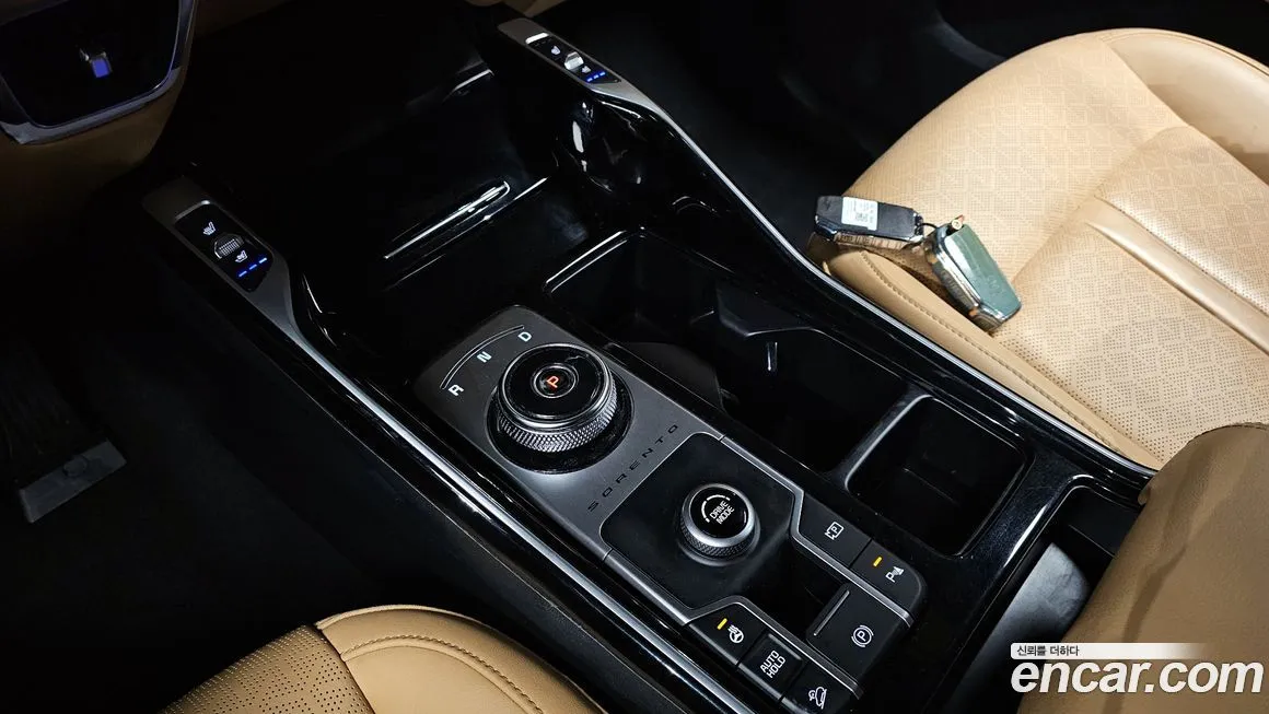 Kia Sorento — фото 9