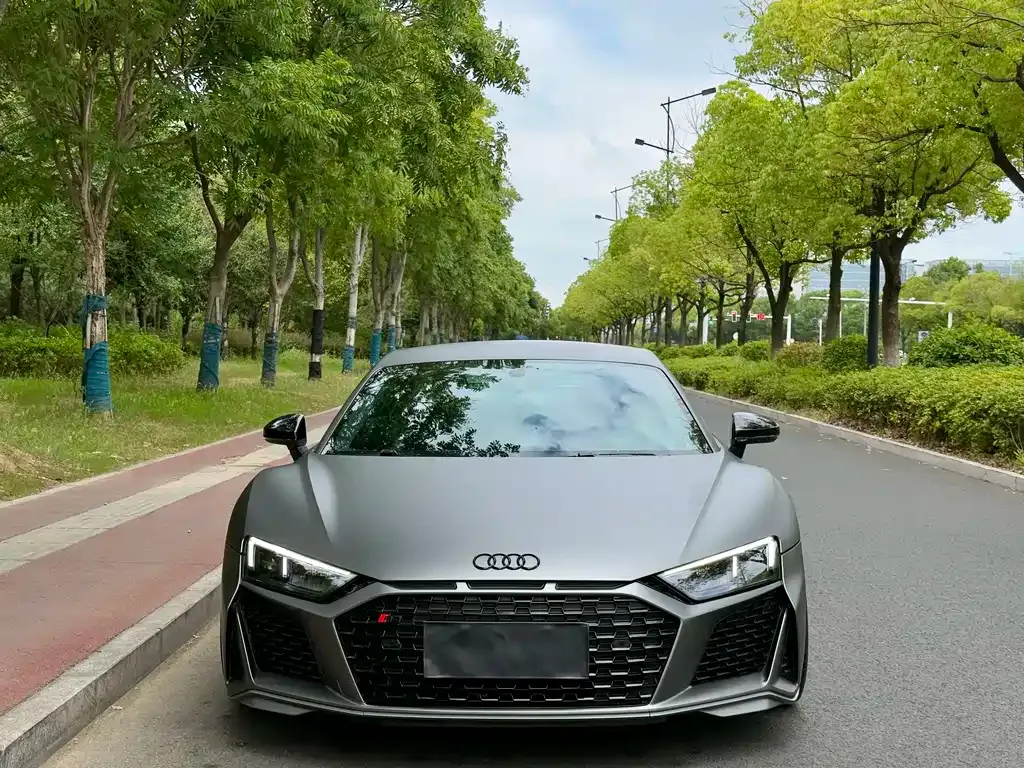 Audi R8 — фото 2