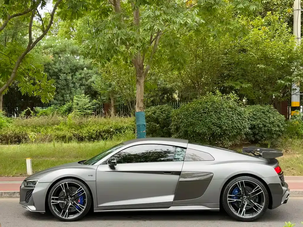Audi R8 — фото 3