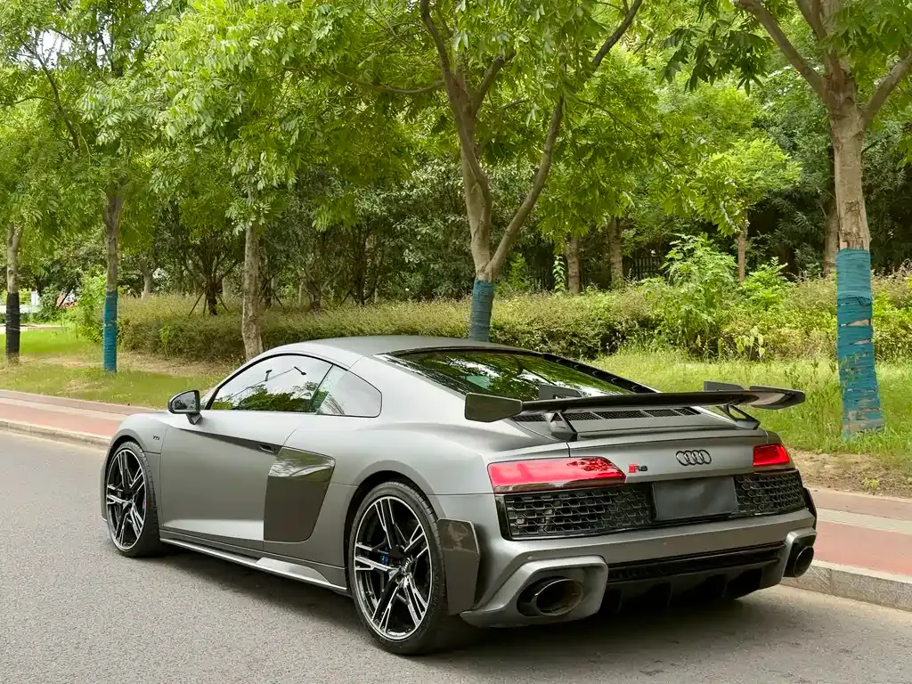 Audi R8 — фото 4