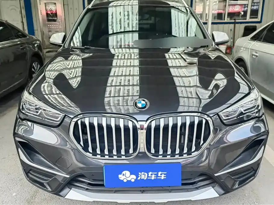 BMW X1 — фото 2