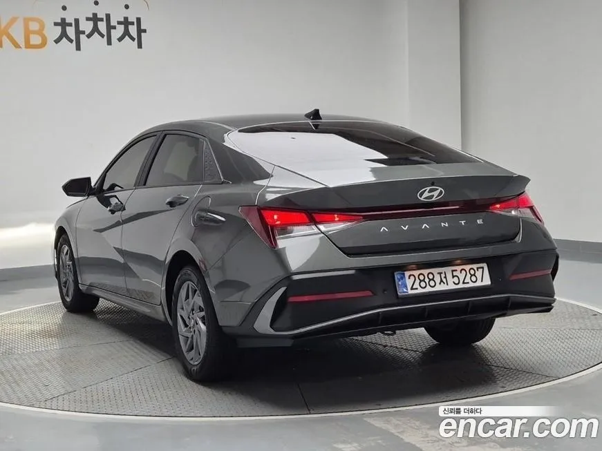 Hyundai AVANTE — фото 2