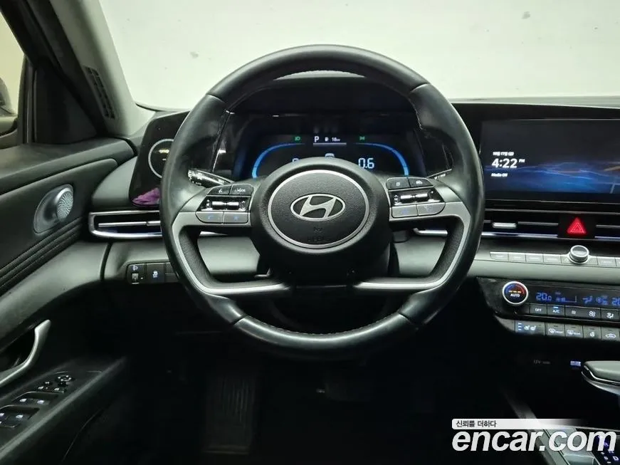 Hyundai AVANTE — фото 9