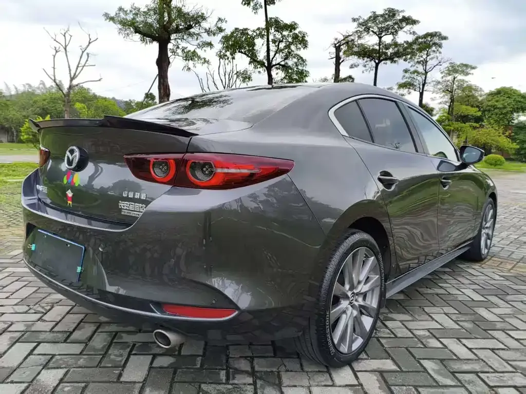 Mazda 3 Axela — фото 2