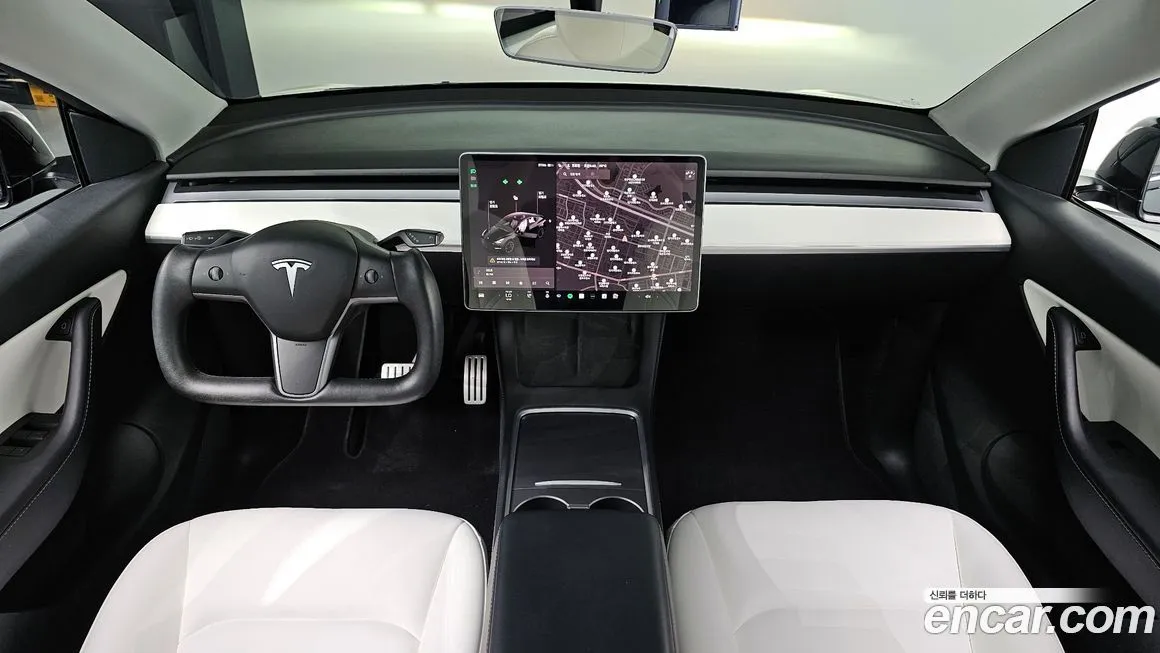 Tesla Model Y — фото 7