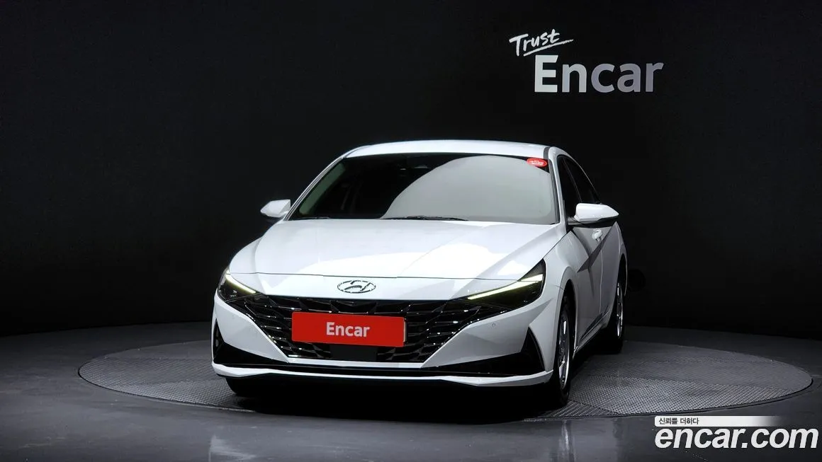 Hyundai AVANTE — фото 3
