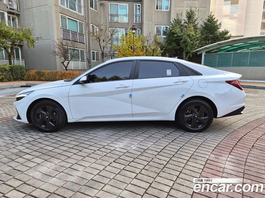 Hyundai AVANTE — фото 8