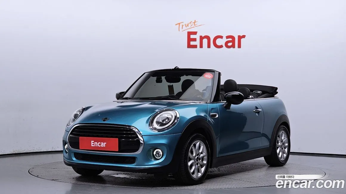 Mini Cooper Convertible — фото 1