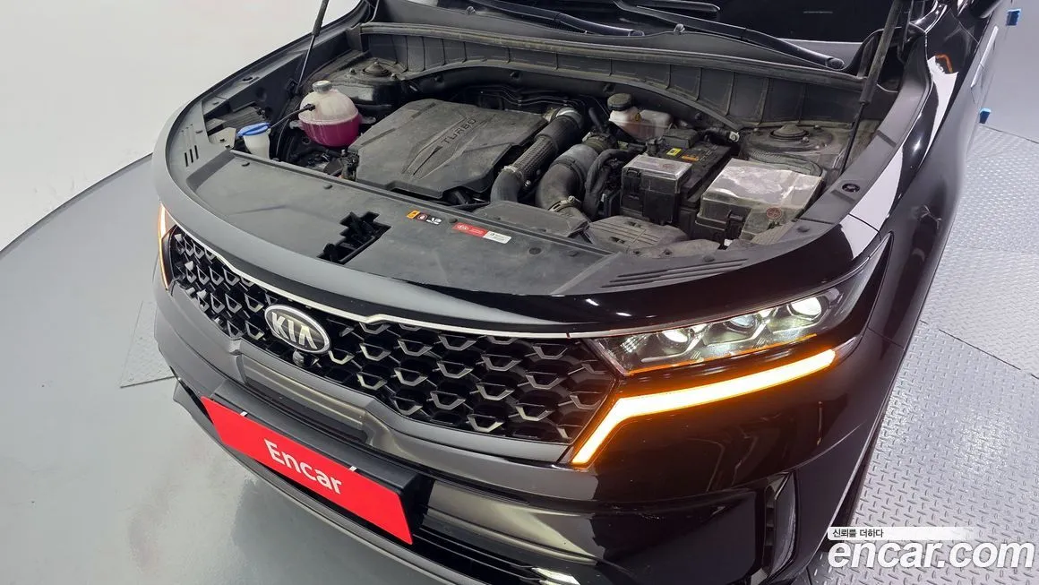 Kia Sorento — фото 6