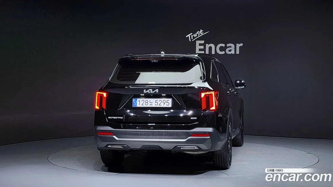 Kia Sorento — фото 4