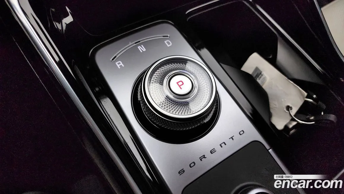 Kia Sorento — фото 9