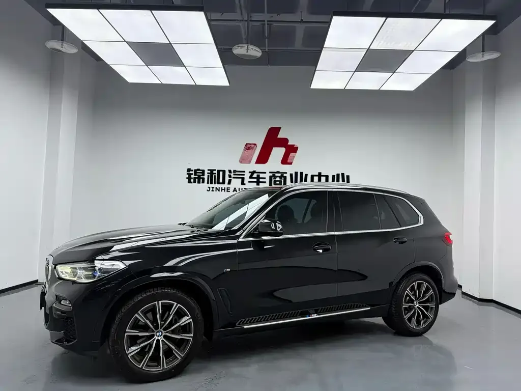 BMW X5 (Import) — фото 1