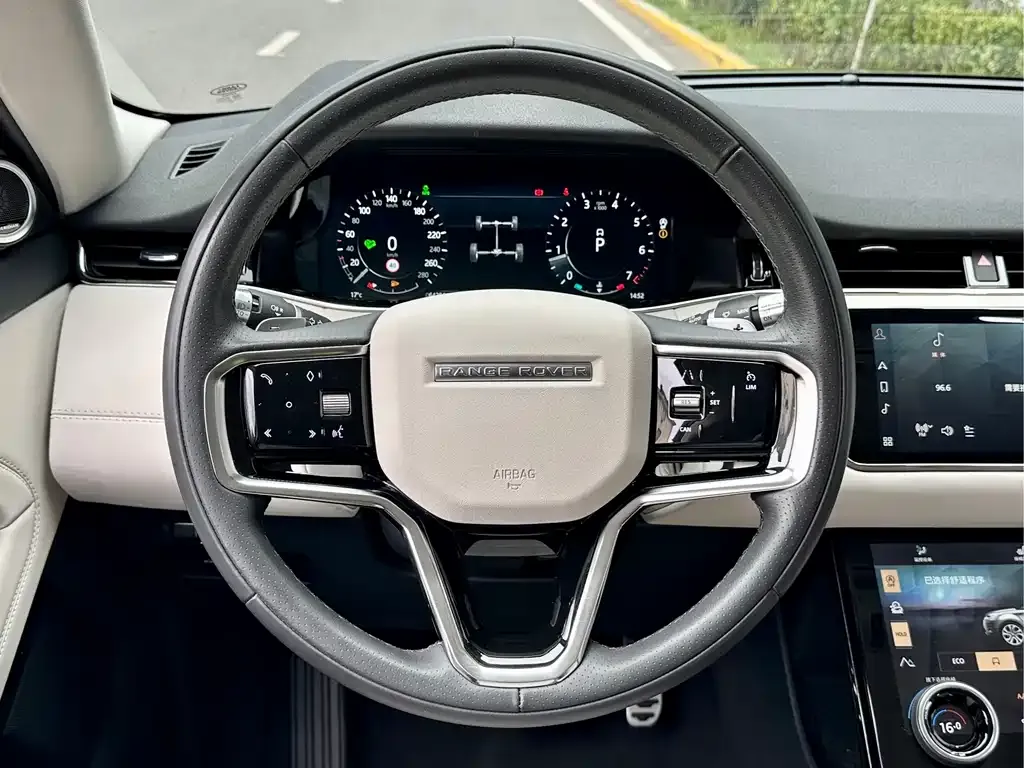 Land Rover Evoque — фото 9