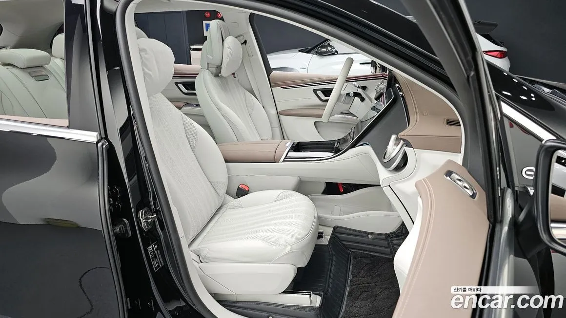 Mercedes-Benz EQS — фото 10