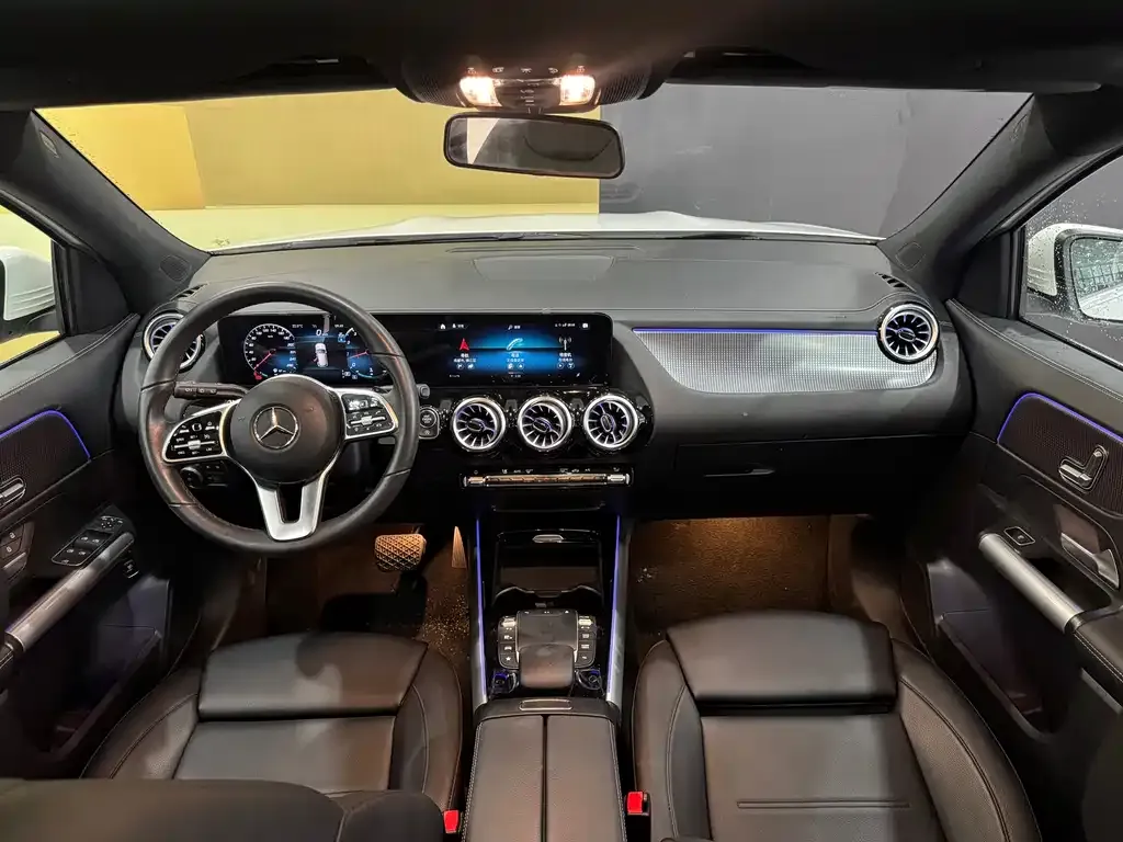 Mercedes-Benz GLA — фото 6