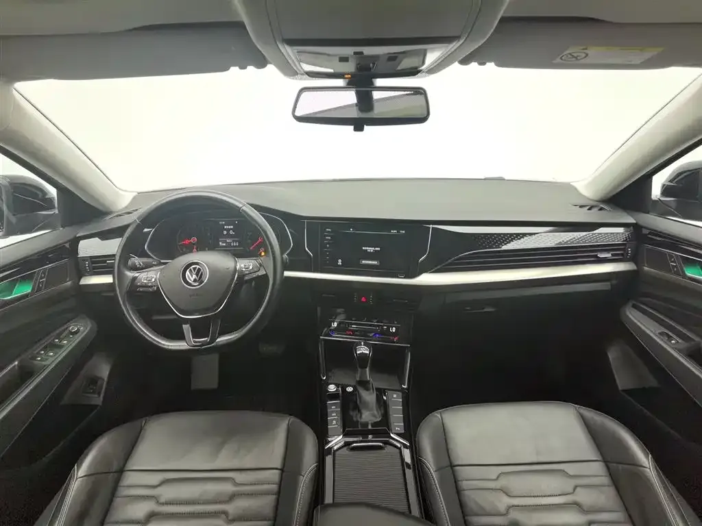 Volkswagen Passat — фото 5
