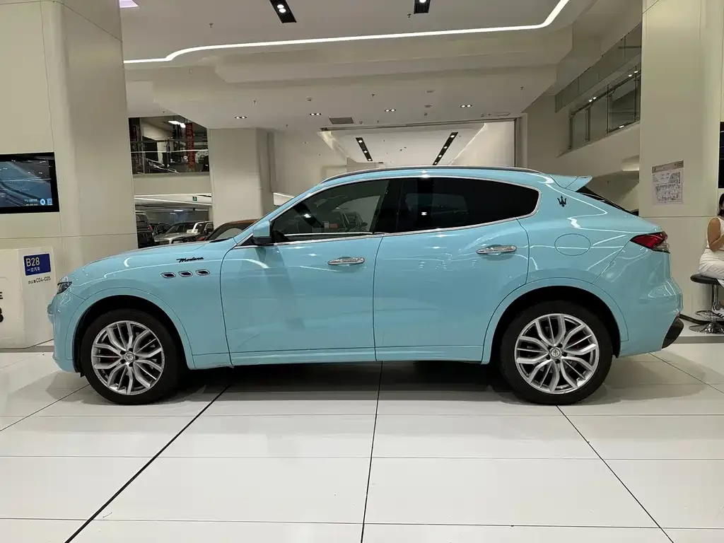 Maserati Levante — фото 2