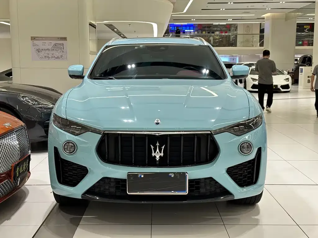Maserati Levante — фото 4