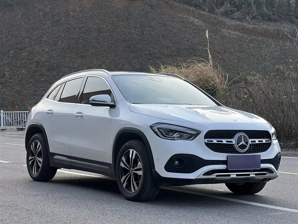 Mercedes-Benz GLA — фото 3