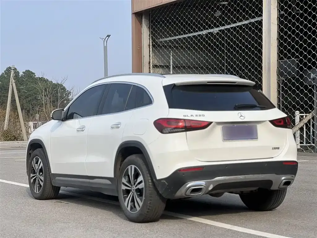Mercedes-Benz GLA — фото 4