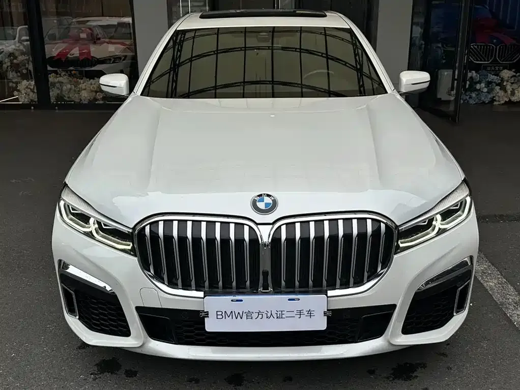 BMW 7 Series — фото 2