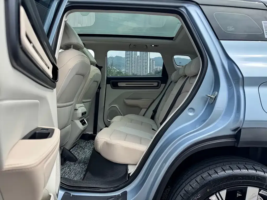 Geely Icon — фото 10