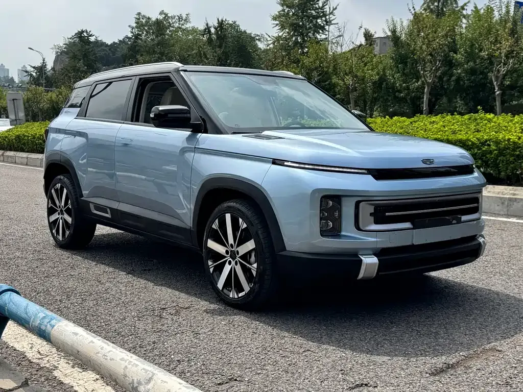 Geely Icon — фото 3