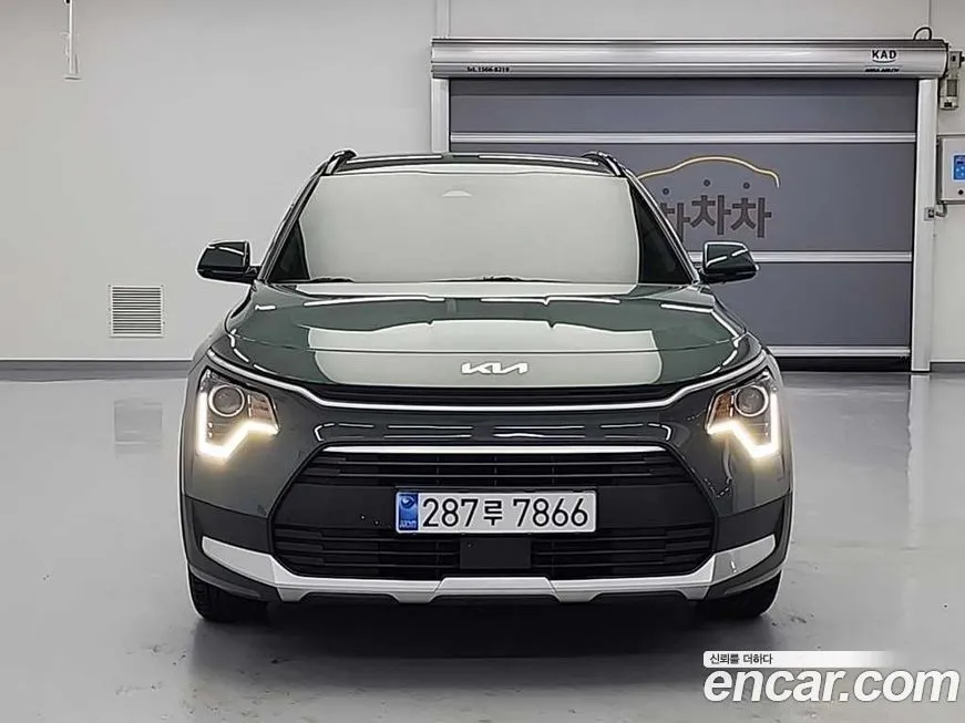 Kia Niro — фото 1