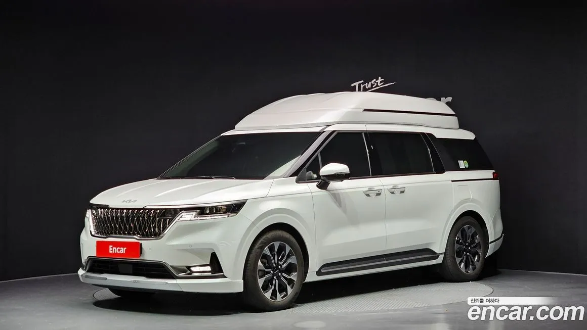 Kia Carnival — фото 1