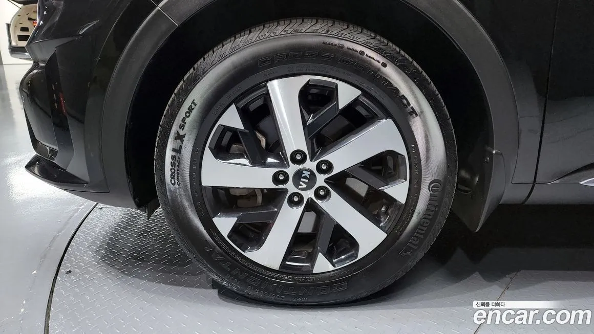 Kia Sorento — фото 5