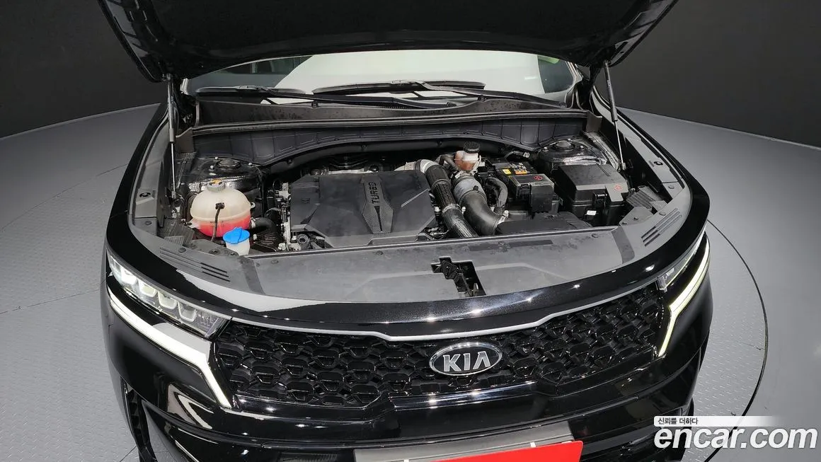 Kia Sorento — фото 6